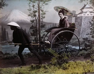 Junge japanische Frau in einer Rikscha, ca. 1890